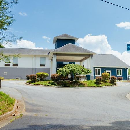 Hotel Clarion Pointe-Dillard Near Blue Ridge Mountains Extérieur photo