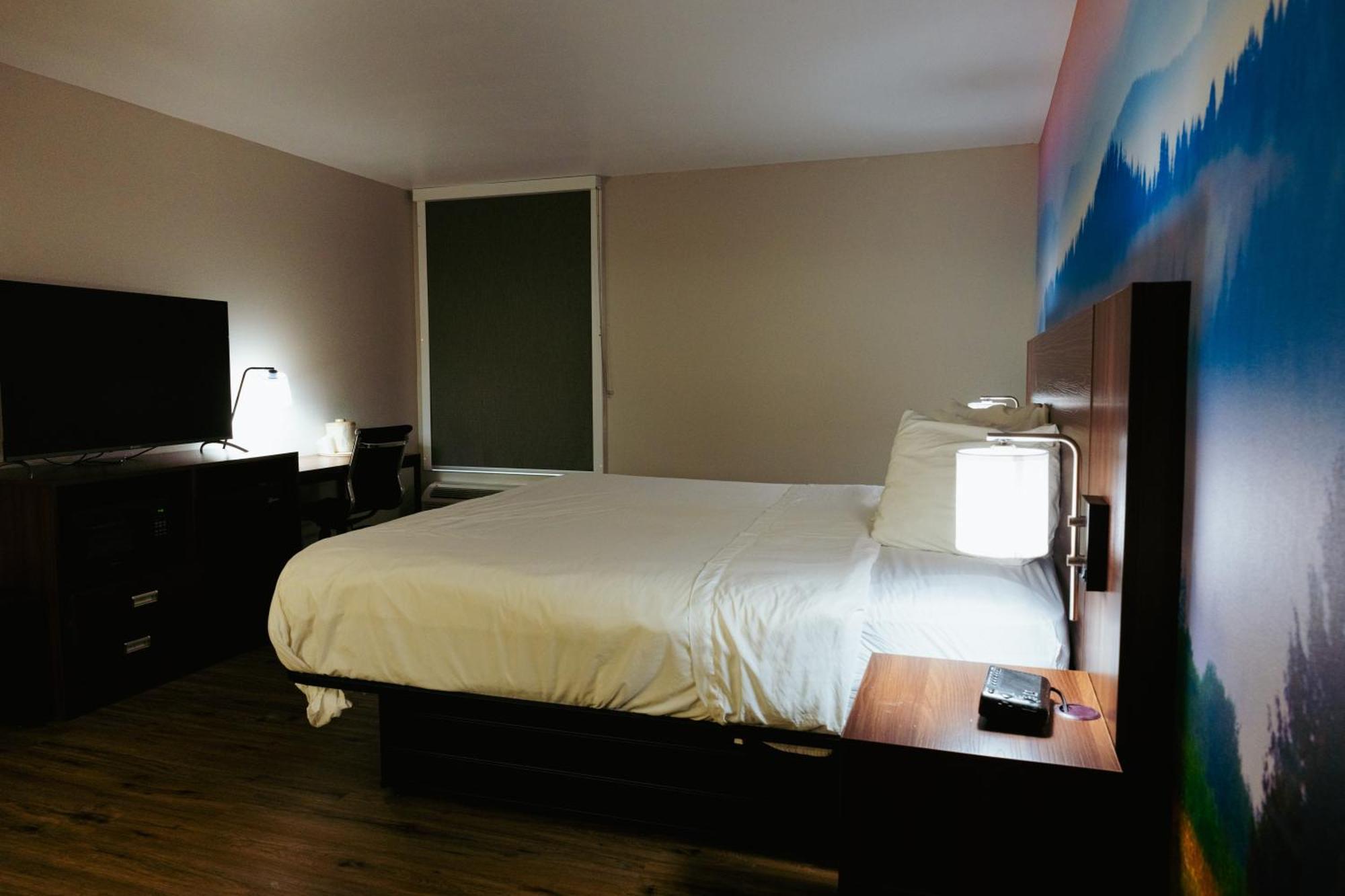 Hotel Clarion Pointe-Dillard Near Blue Ridge Mountains Extérieur photo