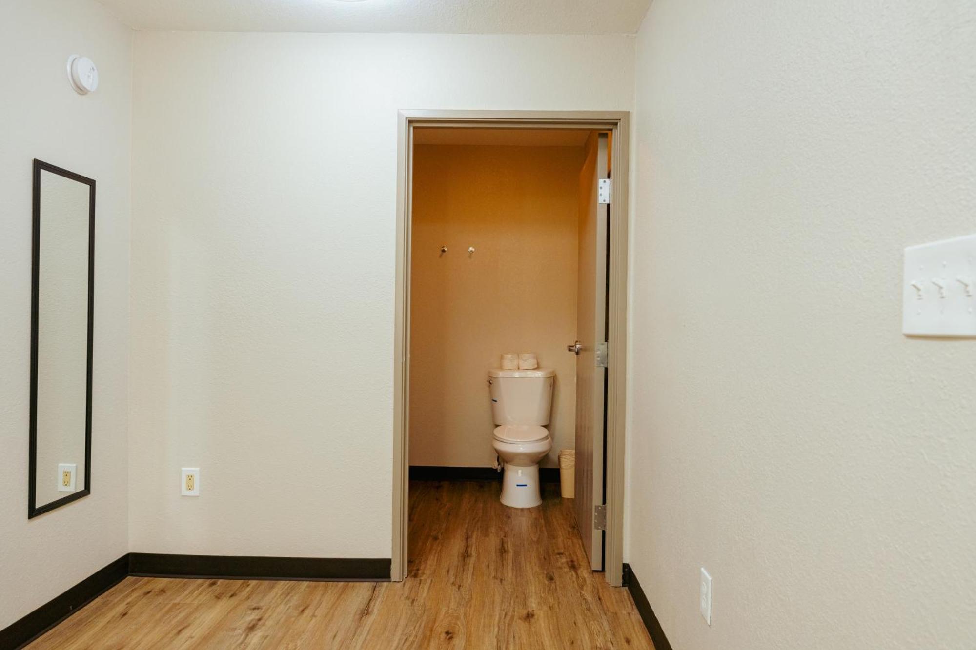 Hotel Clarion Pointe-Dillard Near Blue Ridge Mountains Extérieur photo