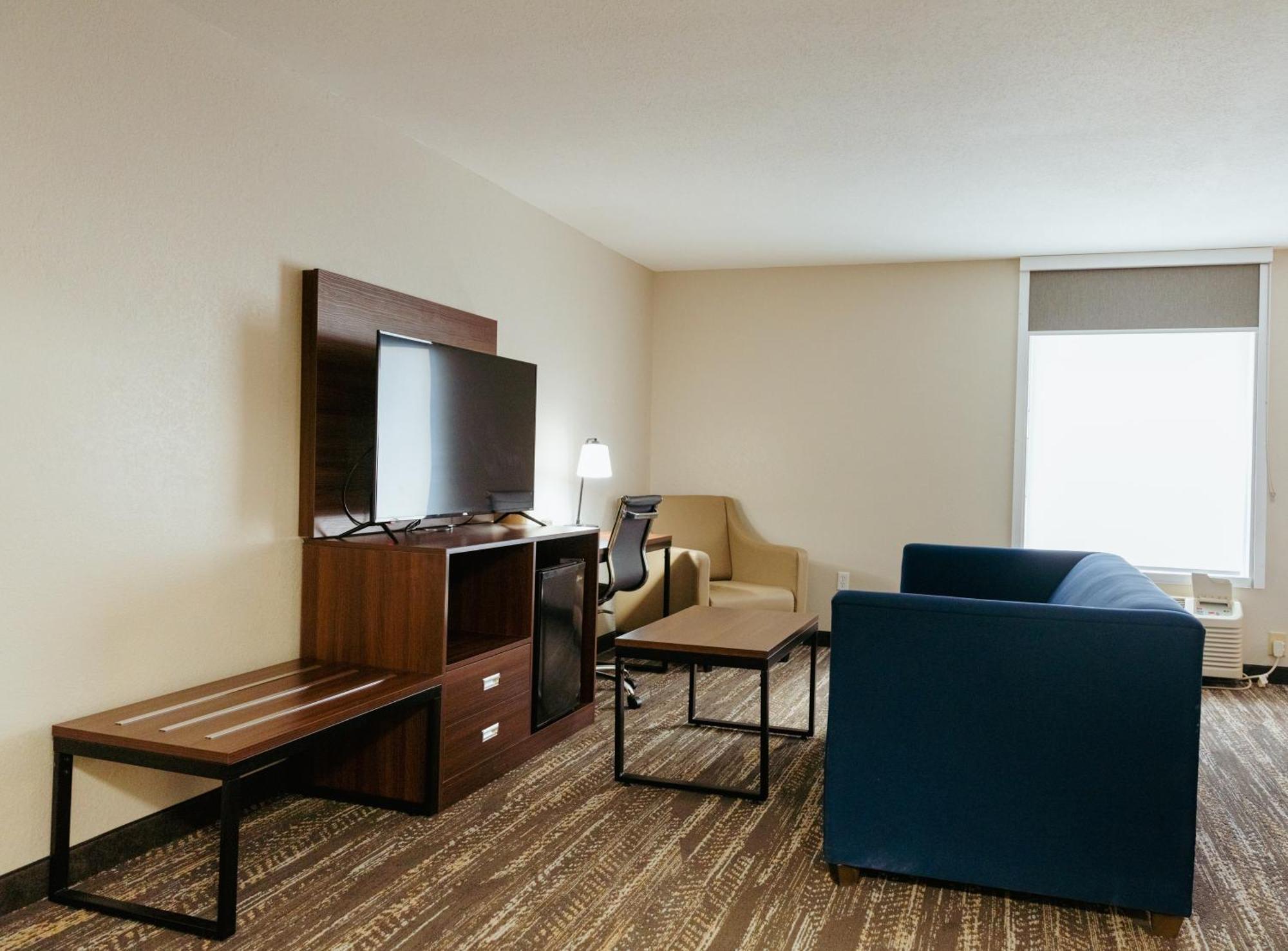 Hotel Clarion Pointe-Dillard Near Blue Ridge Mountains Extérieur photo