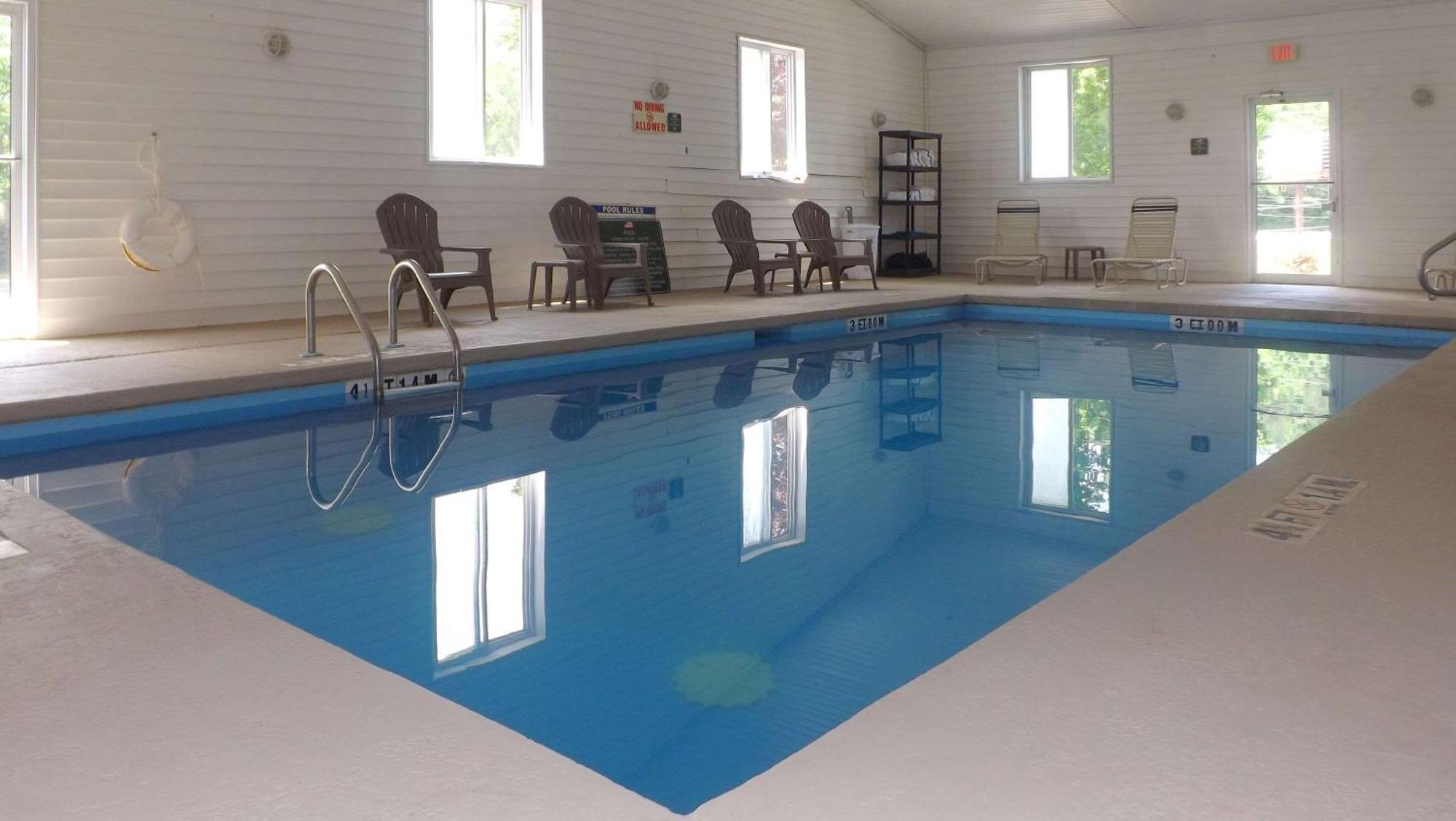 Hotel Clarion Pointe-Dillard Near Blue Ridge Mountains Extérieur photo